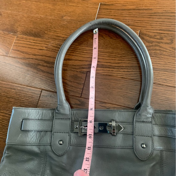 Grey Leather Kenneth Cole Oversized Shoulder Bag - Picture 9 of 10